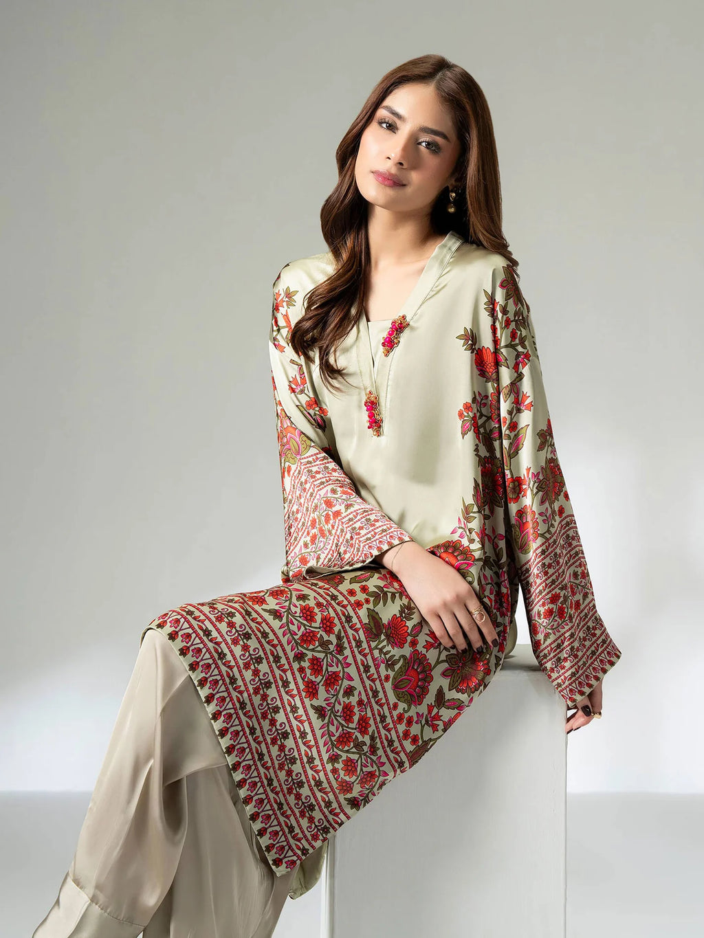 Limelight Silk Suit 2 piece