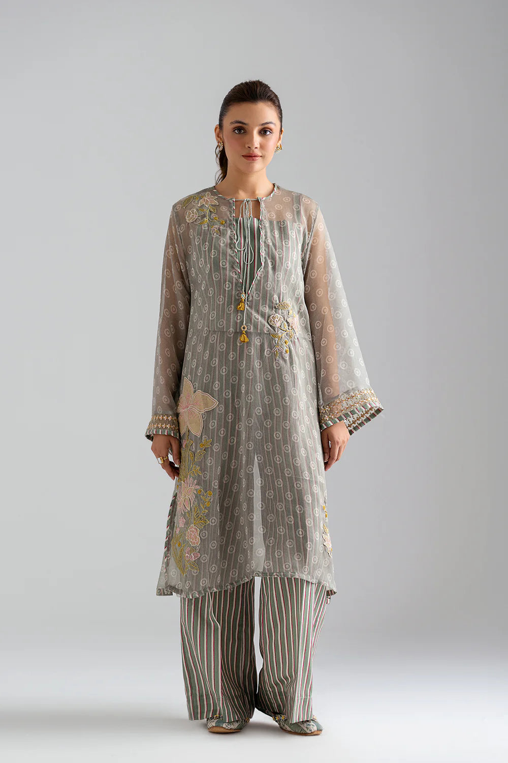 EMBROIDERED SUIT (Ethnic)