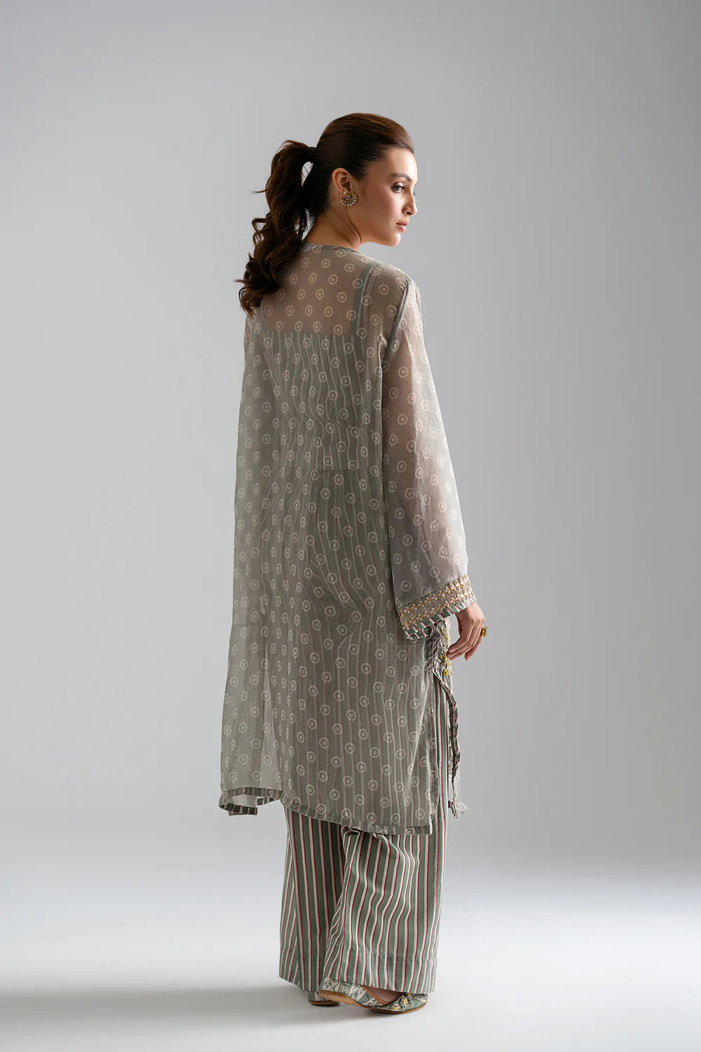 EMBROIDERED SUIT (Ethnic)