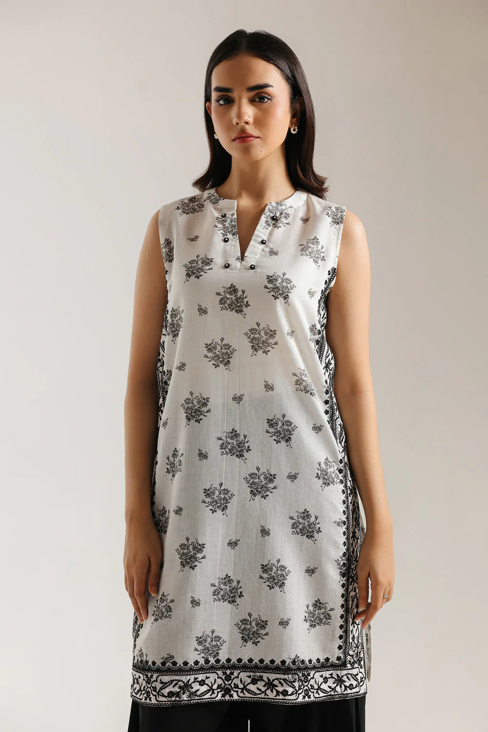 2 Piece Embroidered Suit (Ethnic)