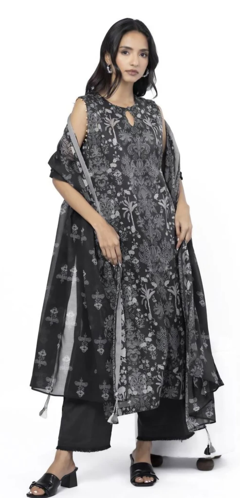 3 piece Sleeveless Suit - Khaadi